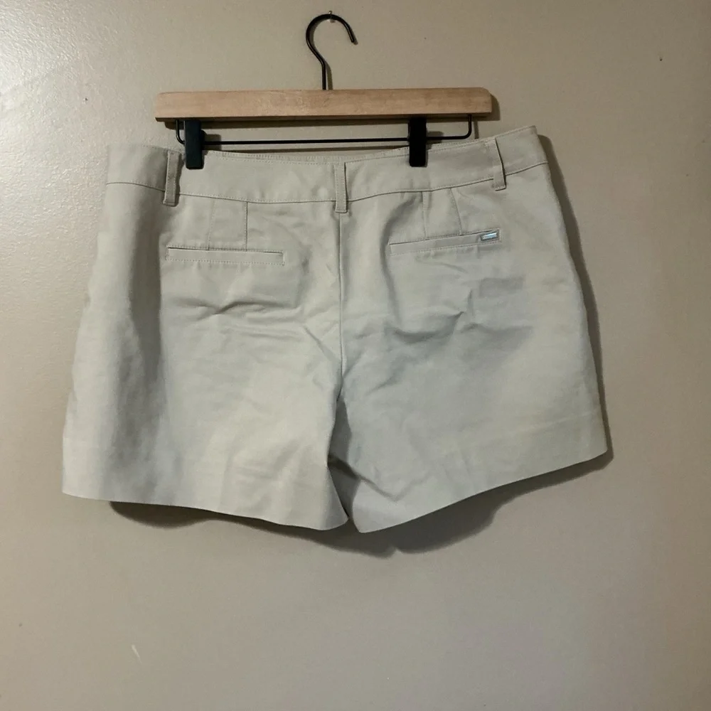 Women's White House Black Market Tan Shorts